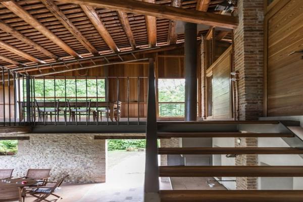 På bildet vises objektet Modern Farmhouse in Pagnano Italy near Forest som ligger i byen Asolo.