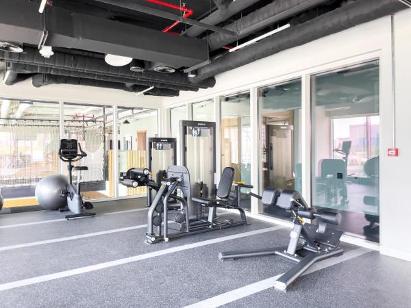 Fotografia 3: Chic & Modern 1BR in Socio Near Dubai Hills Park