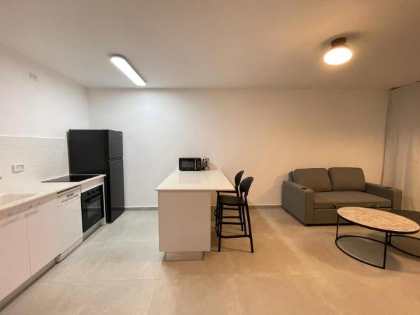 På billedet ses objektet Apartment-AH-12 beliggende i byen Eilat.