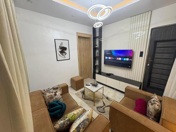 Auf dem Foto ist das Objekt One bedroom apartment Yaba in der Stadt Yaba zu sehen.