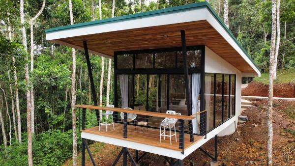 A la foto es mostra l'objecte Pandanus Lodge & Retreats Bungalow Strelizia situat a la ciutat de Palmera.