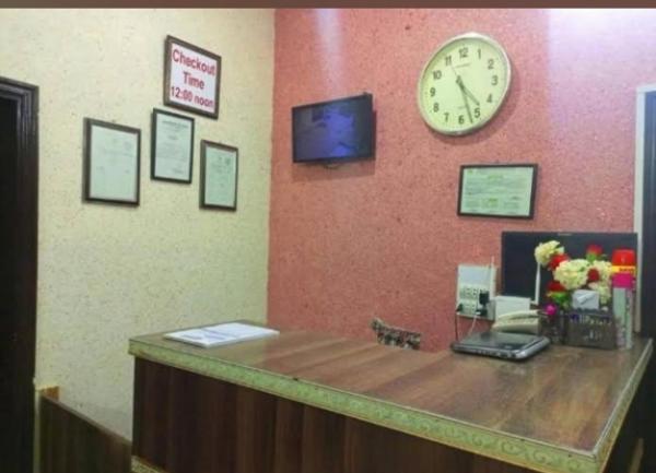 A la foto es mostra l'objecte Furnish Rooms Near Jinnah Airport situat a la ciutat de Karachi.