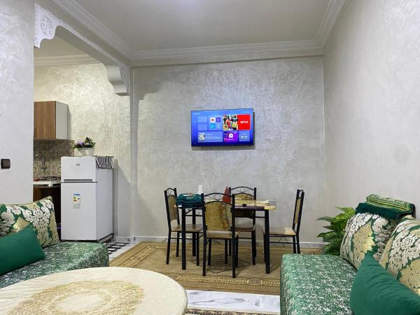 Na fotografii je vidět objekt Cosy, Calm Apartment - Wi-Fi, AC & NETFLIX nacházející se ve městě Marakéš.