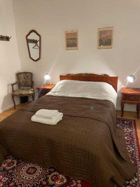 The photo shows the Studija Mona located in the city of Vilnius.