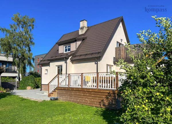 På bildet vises objektet Private house with a garden in Kristiine som ligger i byen Lilleküla.