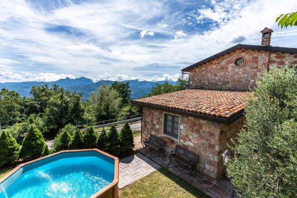 Villa Soli - Casa In Pietra Con Piscina Panoramica - Castelnuovo di Garfagnana