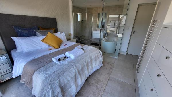 A la foto es mostra l'objecte Regio Residence #where luxury meets comfort! situat a la ciutat de Midrand.