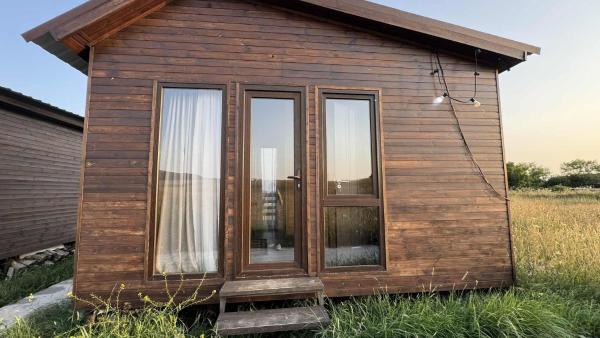 Na zdjęciu widoczny jest obiekt Kokhta Cottage by the Canyon położony w mieście Itʼkhvisi.