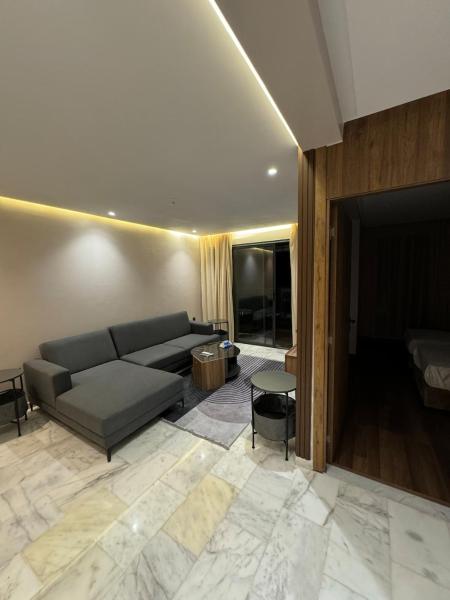 A la foto es mostra l'objecte Luxury Apartment 5min CFC situat a la ciutat de Anfa.