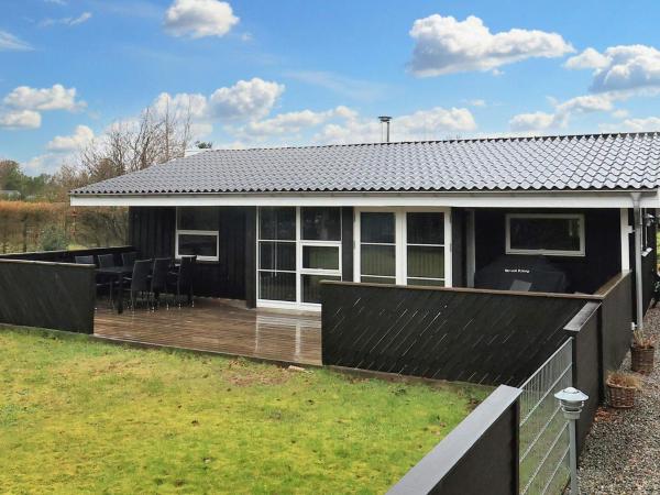 På billedet ses objektet 4 star holiday home in Hals-By Traum beliggende i byen Hals.