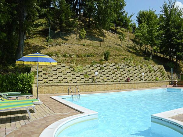 La photo montre l'objet Country Cottage in Marche with Swimming Pool situé dans la ville de Apecchio.
