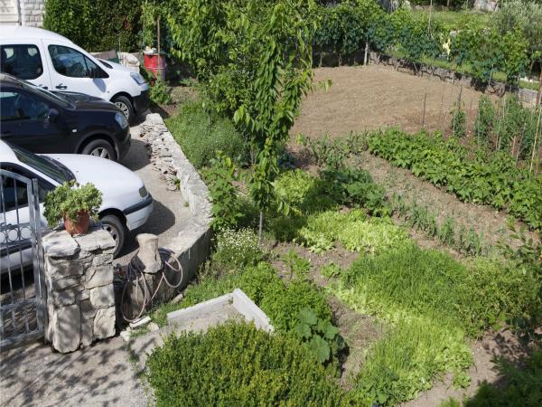 Countryside Getaway Close To The River And The Sea - Dugi Rat