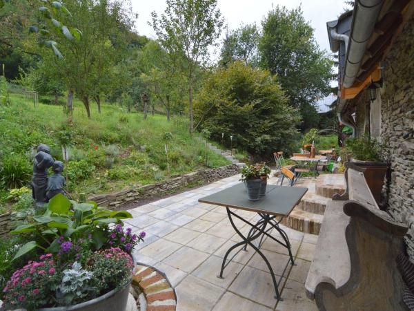 Na zdjęciu widoczny jest obiekt Cozy Apartment in Immerath with Fishing Near położony w mieście Immerath.