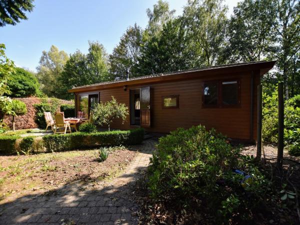 Fotografie 5: Chalet in Garderen with Fenced Garden