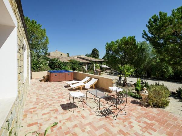 På billedet ses objektet Rustic Sicilian Retreat with Spa beliggende i byen Resuttano.