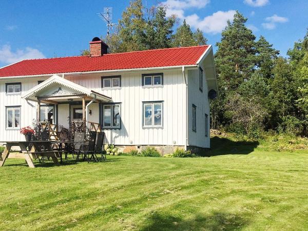 4 Star Holiday Home In Håcksvik - Hallands län