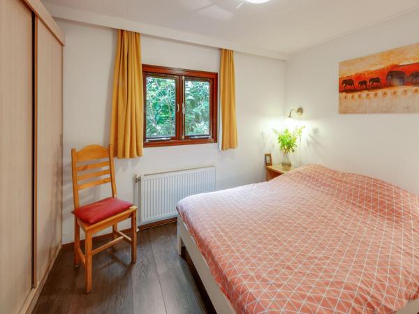Zdjęcie 3: Chalet in Stegeren with Pool and Gardens