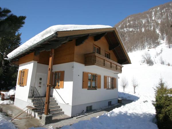 Auf dem Foto ist das Objekt Holiday Home in Rennweg near Ski Slopes in der Stadt Gries zu sehen.