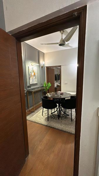 Harmony Haven4 Cozy 1 BR Getaway with Ac Wifi Tv, Karachi