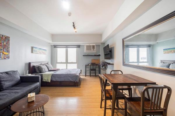 Two Maridien 41stFlr Studio -Minimalist Functional, Manila