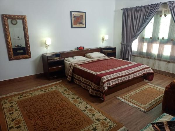 A la foto es mostra l'objecte Tranquil Retreats situat a la ciutat de Lahore.