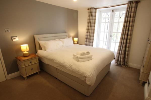 Foto 3: Charming flat with private patio in Clifton