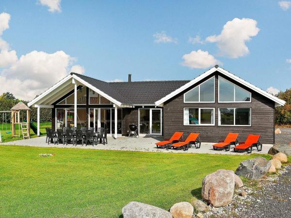 Luxury Pool Villa by Sea - By Traum Ferienwohnungen, Bogense