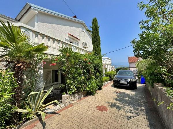 A la foto es mostra l'objecte Apartment Zlatica-530m vom Meer, Erdgeschoss situat a la ciutat de Šilo.