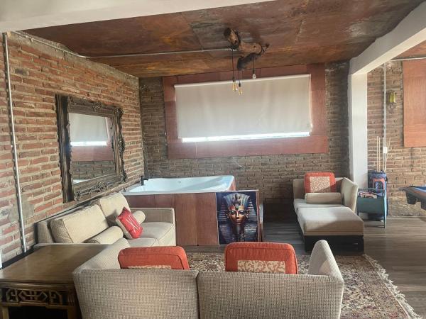 A la foto es mostra l'objecte Award winning Loft DT JAKUZZI situat a la ciutat de Tijuana.