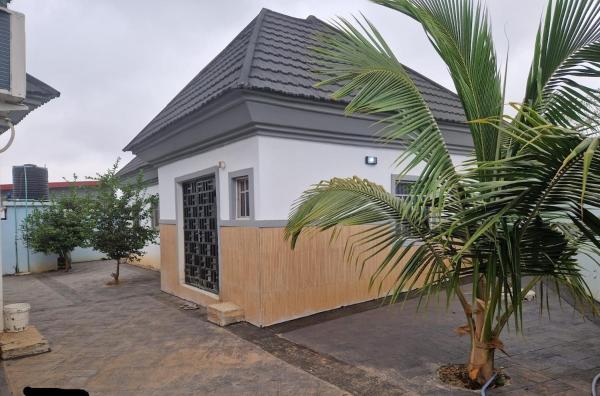 Na fotografii je vidět objekt Exclusive Chalet - 2 Bedroom nacházející se ve městě Ilesa.