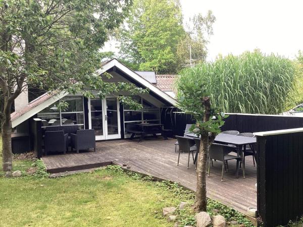 6 person holiday home in Væggerløse, Marielyst