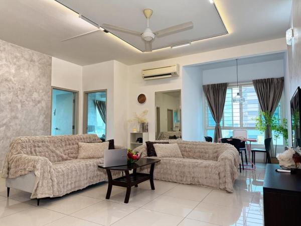 VR3 2R2B 6pax Sunway Velocity LINK Mall MRT, Kuala Lumpur