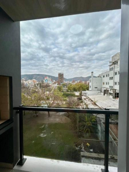 Fotografia 1: Depto con piscina, gimnasio y vistas increíbles