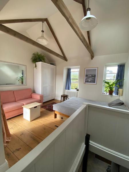 23 Leskinnick Terrace - Penzance