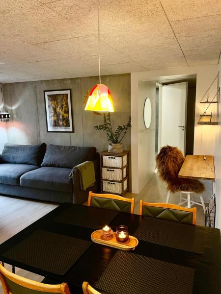 Na zdjęciu widoczny jest obiekt Ocean View Apartment położony w mieście Norðragøta.