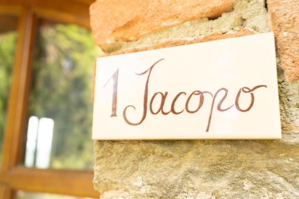A la foto es mostra l'objecte Jacopo situat a la ciutat de Rapale.