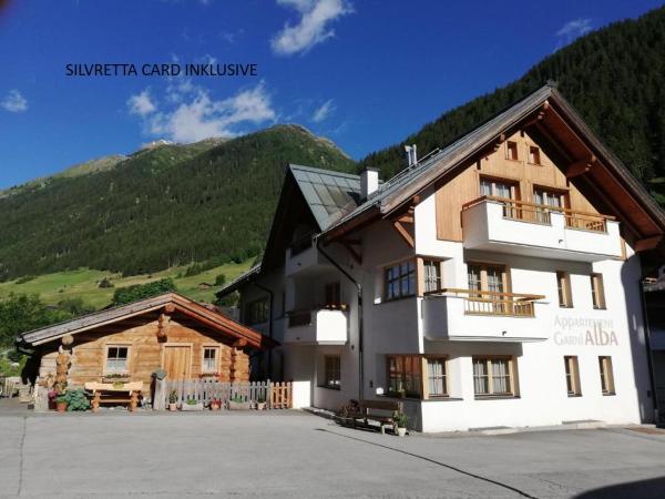 Na fotografii je vidět objekt Apart Alba nacházející se ve městě Ischgl.