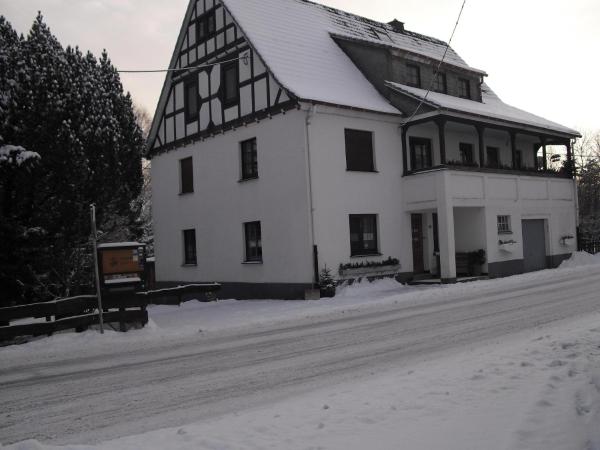 A la foto es mostra l'objecte Menkhausen Alpine Comfort Stay situat a la ciutat de Schmallenberg.