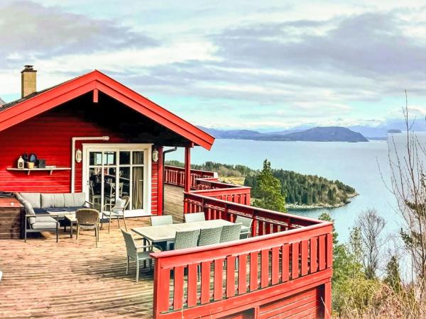 Kuvassa näkyy kohde Holiday Home Elistova by Interhome, joka sijaitsee kaupungissa Onarheim.