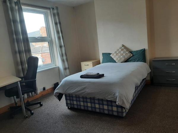 Double Bedroom Near City Centre 59 Holgate - Derbyshire
