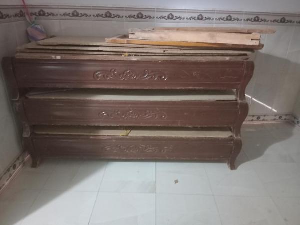 写真にはDjelfa市にあるولاية الجلفةが写っています。