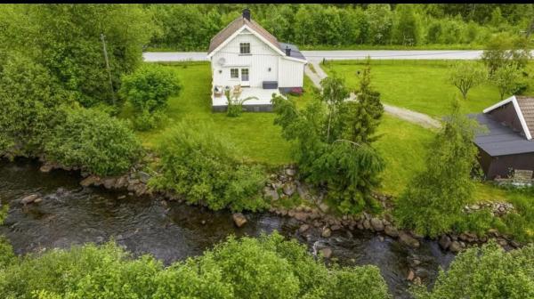 写真にはStange市にあるIdyllic house in Hurdal 2 bedroomが写っています。