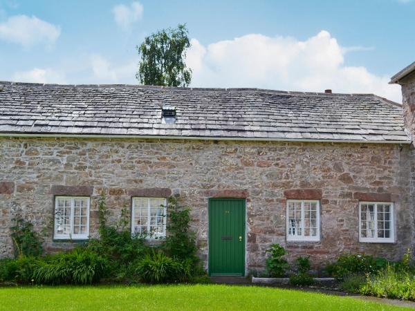 A la foto es mostra l'objecte Lowther Cottage situat a la ciutat de Hackthorpe.