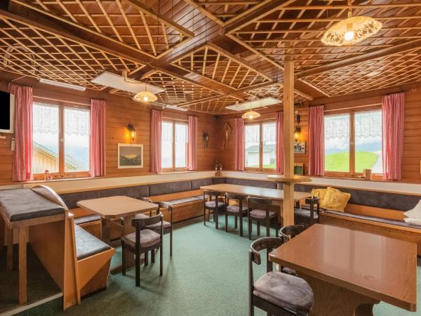 Chalet in Schwarzenberg am Skilift photo 8
