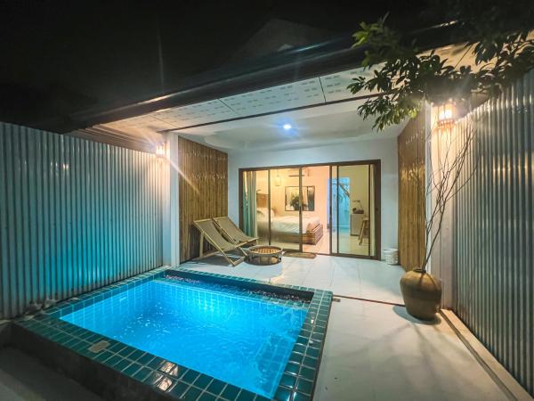 Na zdjęciu widoczny jest obiekt โลมา พูลวิลล่า เกาะล้าน Loma pool villa kohlarn położony w mieście Ko Larn.