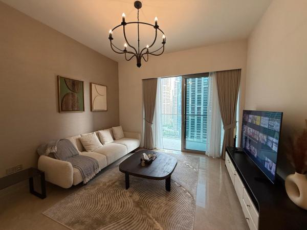 Grande Downtown Dubai - Luxury 2BR Apt near Burj khalifa and Dubai Mall, Dubaj