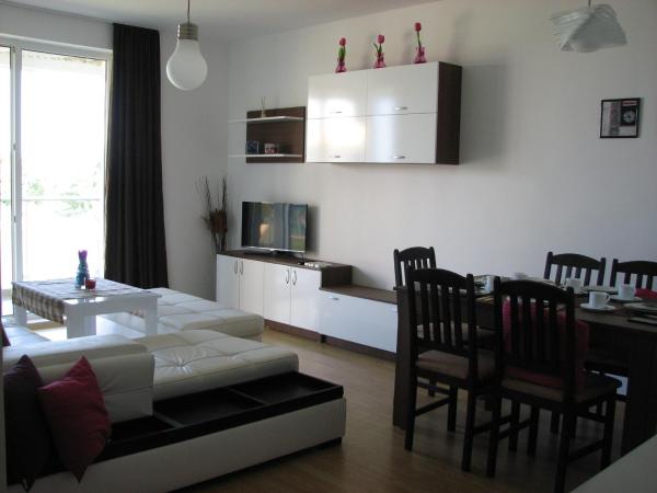 A la foto es mostra l'objecte Two-Bedroom Apartment Donika situat a la ciutat de Tsarevo.