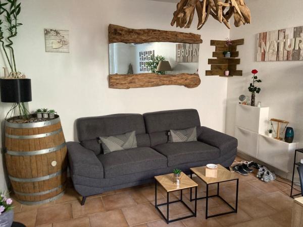A la foto es mostra l'objecte La Maison des Orchidées situat a la ciutat de Vauvert.
