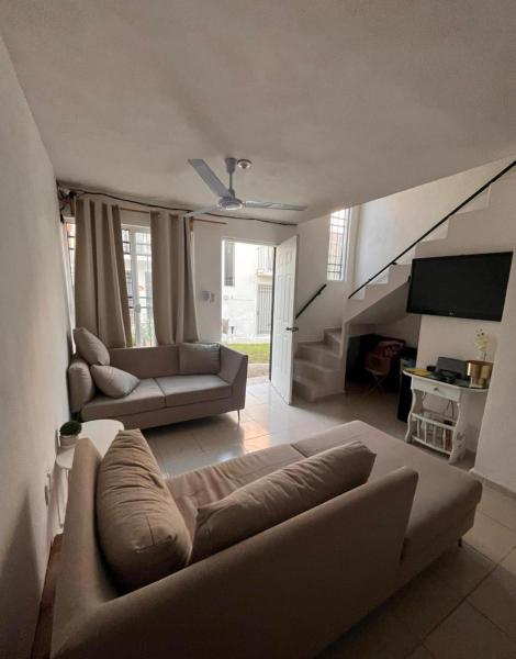 A la foto es mostra l'objecte Casa Fraga situat a la ciutat de Ixtapa.