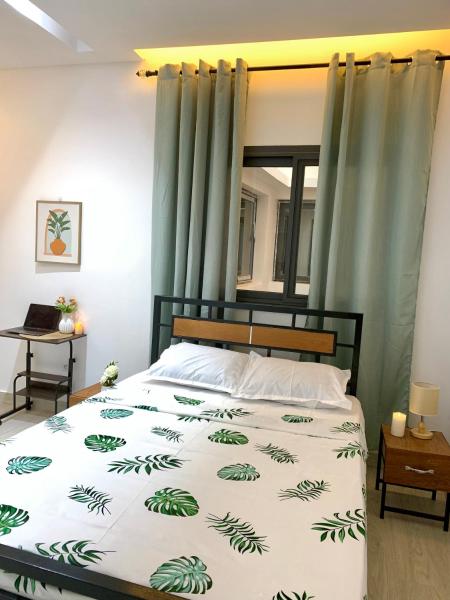 Modern Room with Fan & AC